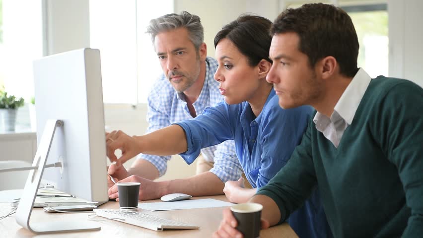 Staff consulting on business matter