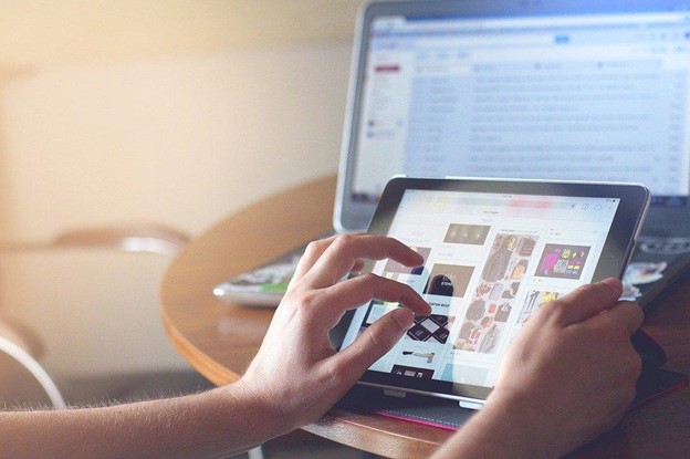 Hands, Ipad, Tablet, Technology, Digital Tablet, Touch Hands, Ipad, Tablet, Technology, Digital Tablet, Touch
